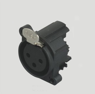 XLR-18